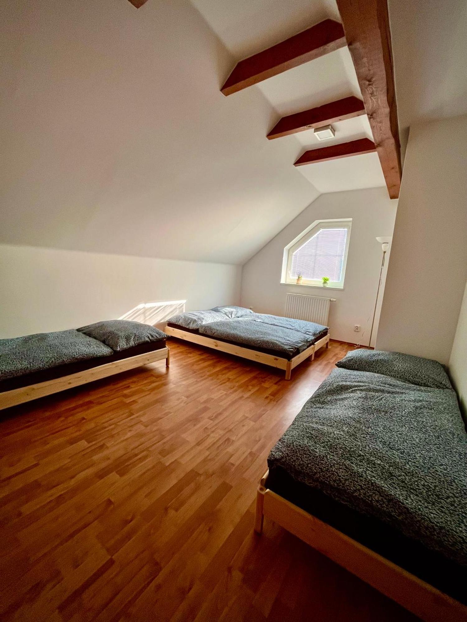Ubytovani V Kyjove Extérieur photo